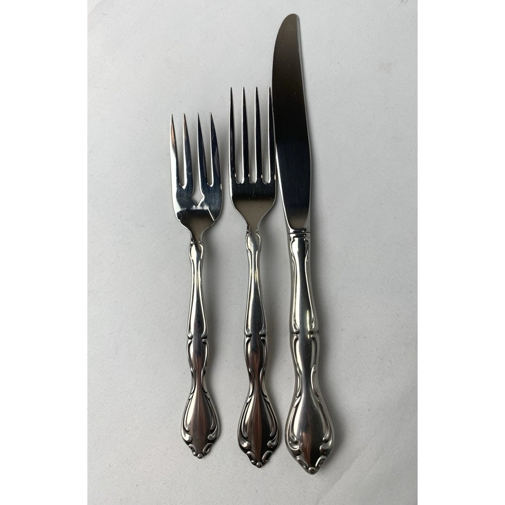 Oneida Community "Cantata" Flatware Set of 3 Pieces Stainless